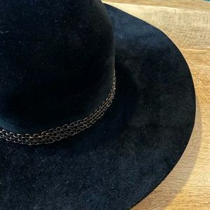 Helen Kaminski - Black Velvet Hat - One Size